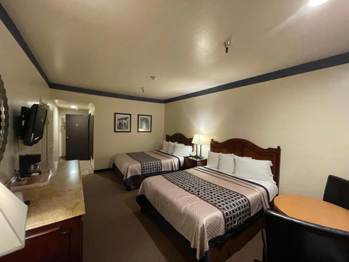 Oakridge Inn Oak View Экстерьер фото