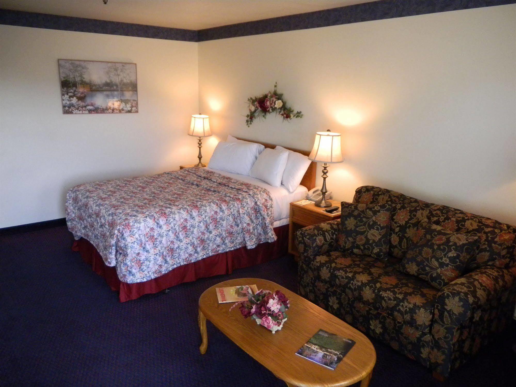 Oakridge Inn Oak View Экстерьер фото