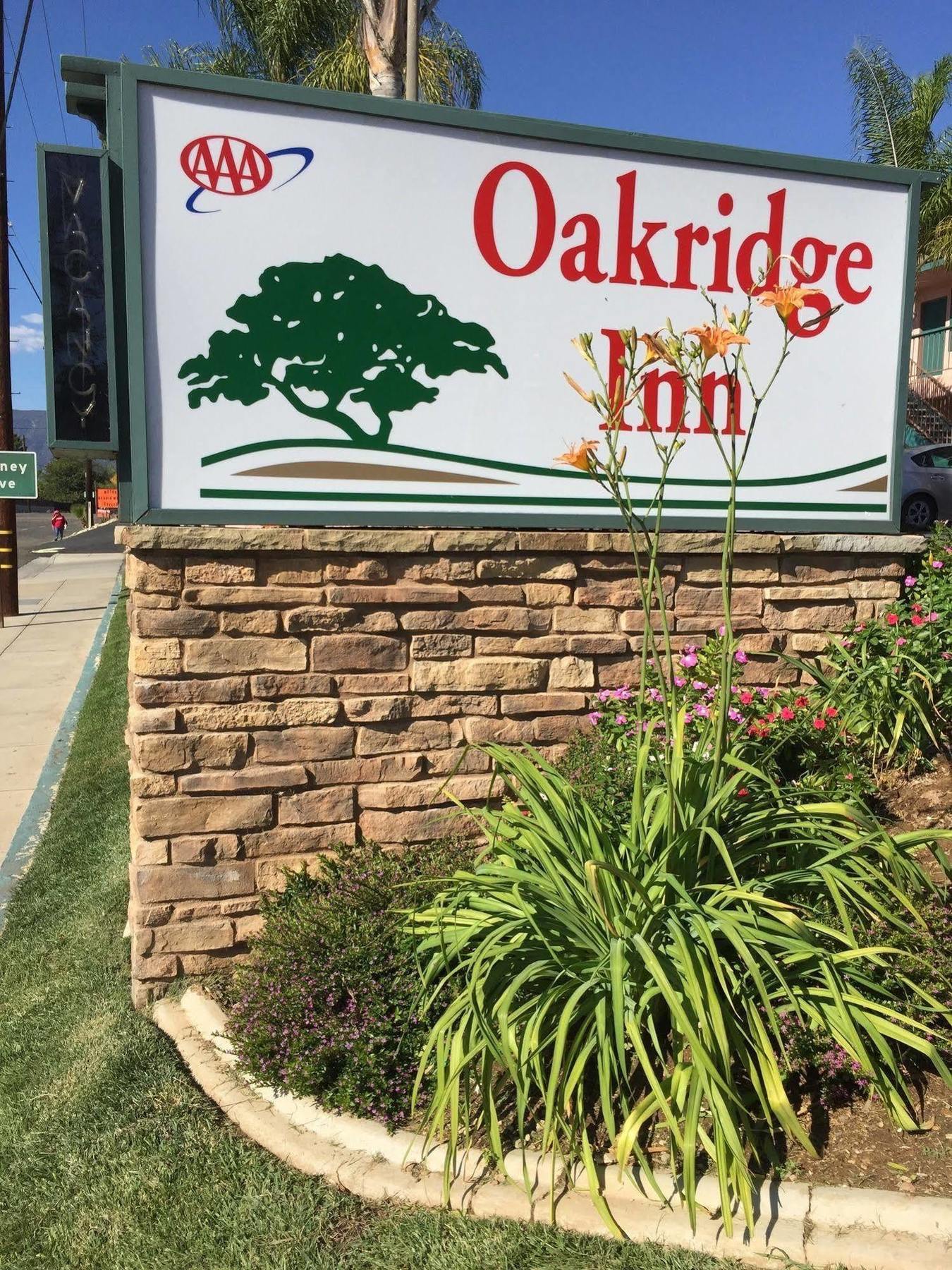 Oakridge Inn Oak View Экстерьер фото
